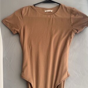 Heart Hips Tan Short Sleeve Bodysuit